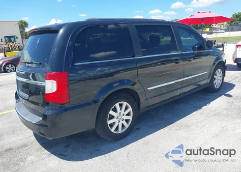 2013 Chrysler Town & Country Touring z USA, uszkodzony, nr VIN 2C4RC1BG4DR637807